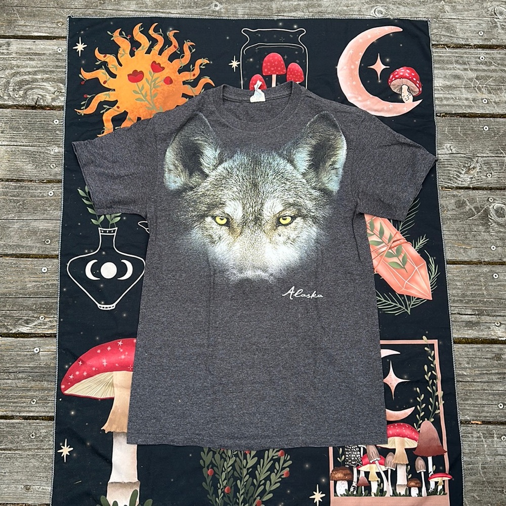 Vintage Wolf Alaska Tee Dark Grey Size Small